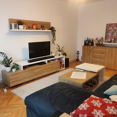 Home Sweet Home -Central & Cozy Iernut Exteriör bild